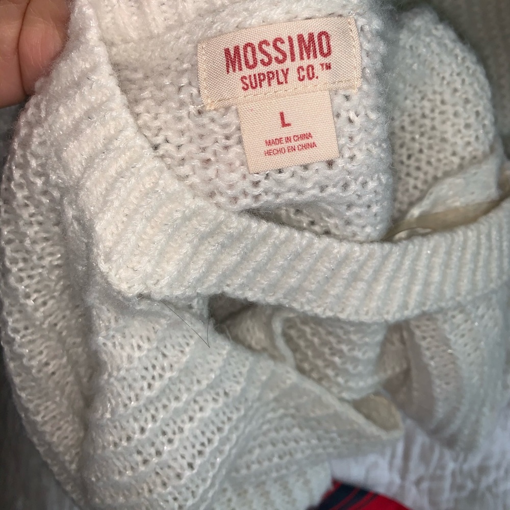 Sweater - Picture 4 of 4
